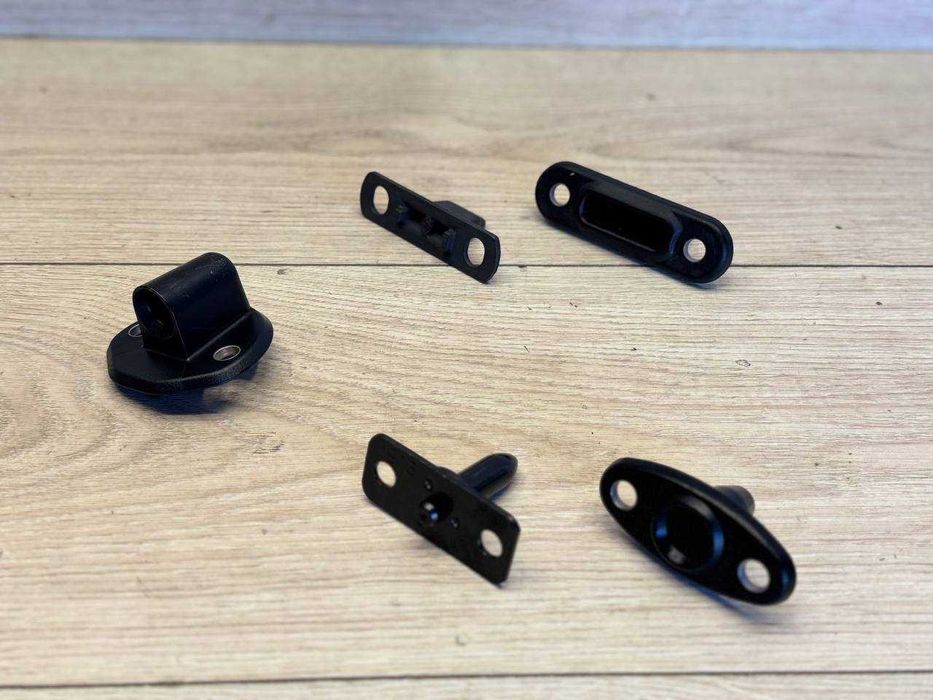 Направляюча розсувнних дверей Fiat Scudo Фиат Скудо Експерт Джампі