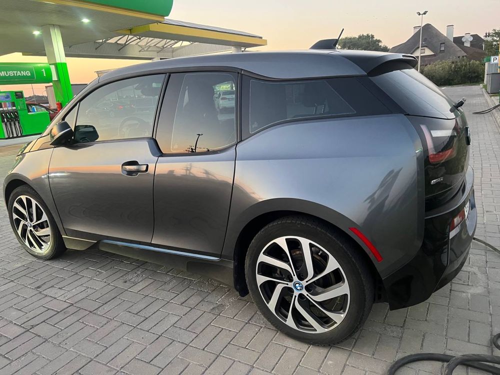 Електрокар BMW I3 REX 33 kW