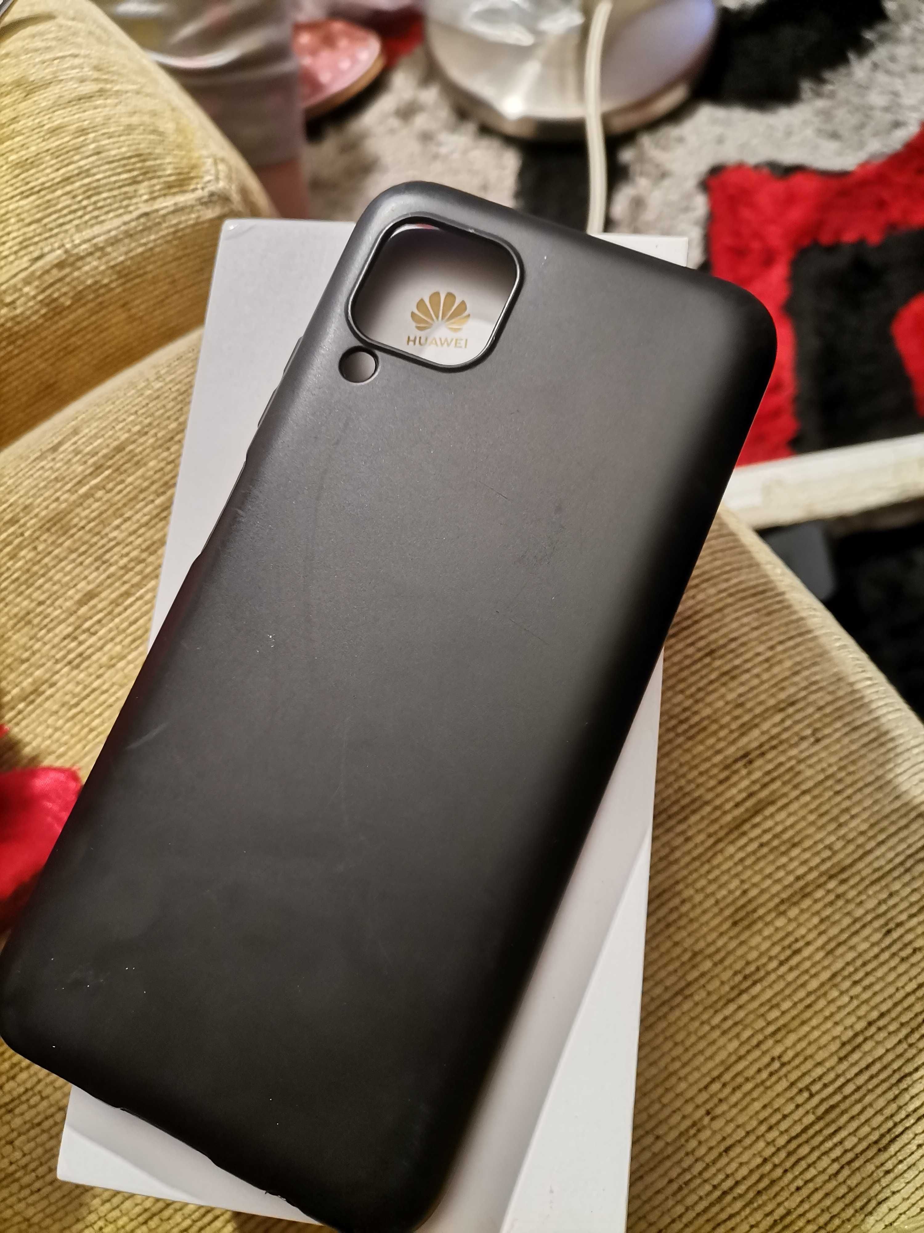 VENDO HUAWEI P40 LITE - muito pouco usado