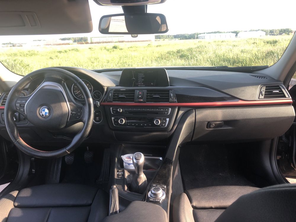 Sprzedam Bmw 318D F30