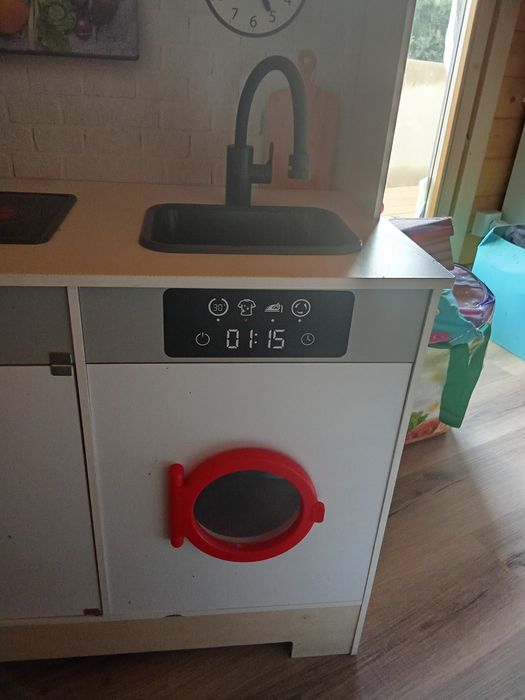 Cozinha em madeira criança