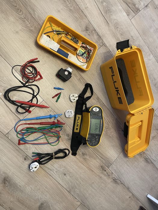 Miernik instalacji elektrycznych FLUKE 1653B