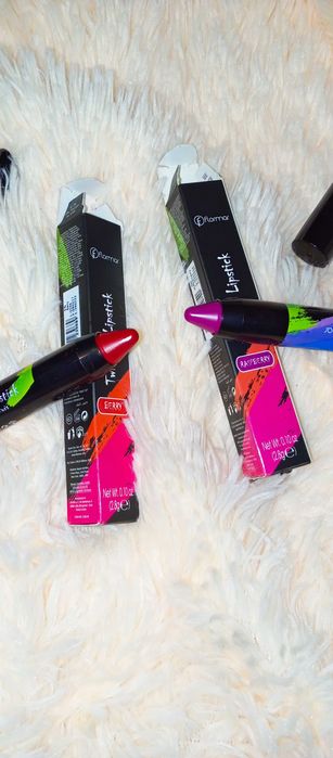 Помада True Color Фармаси