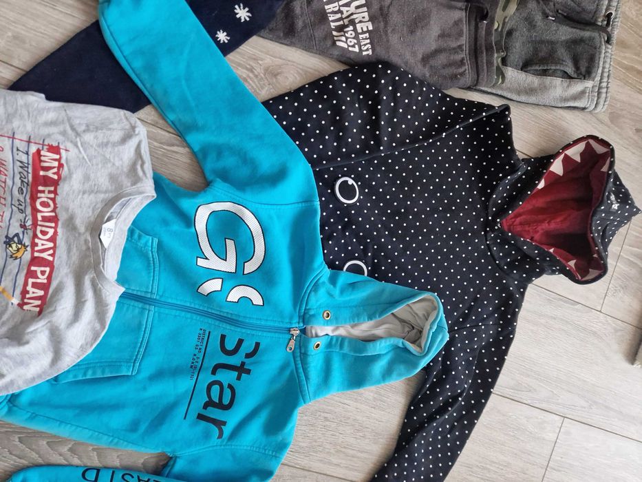 Zestaw ubrań dla chłopca roz.128 /134