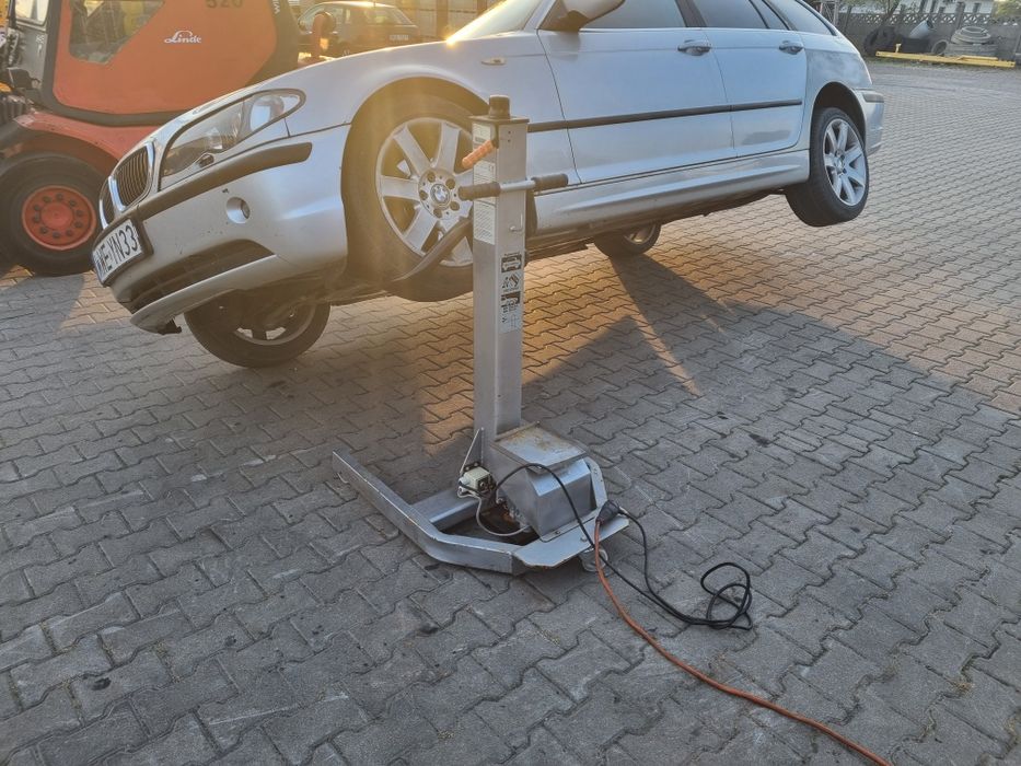 Podnośnik samochodowy mobilny PROFIMASTER 3000