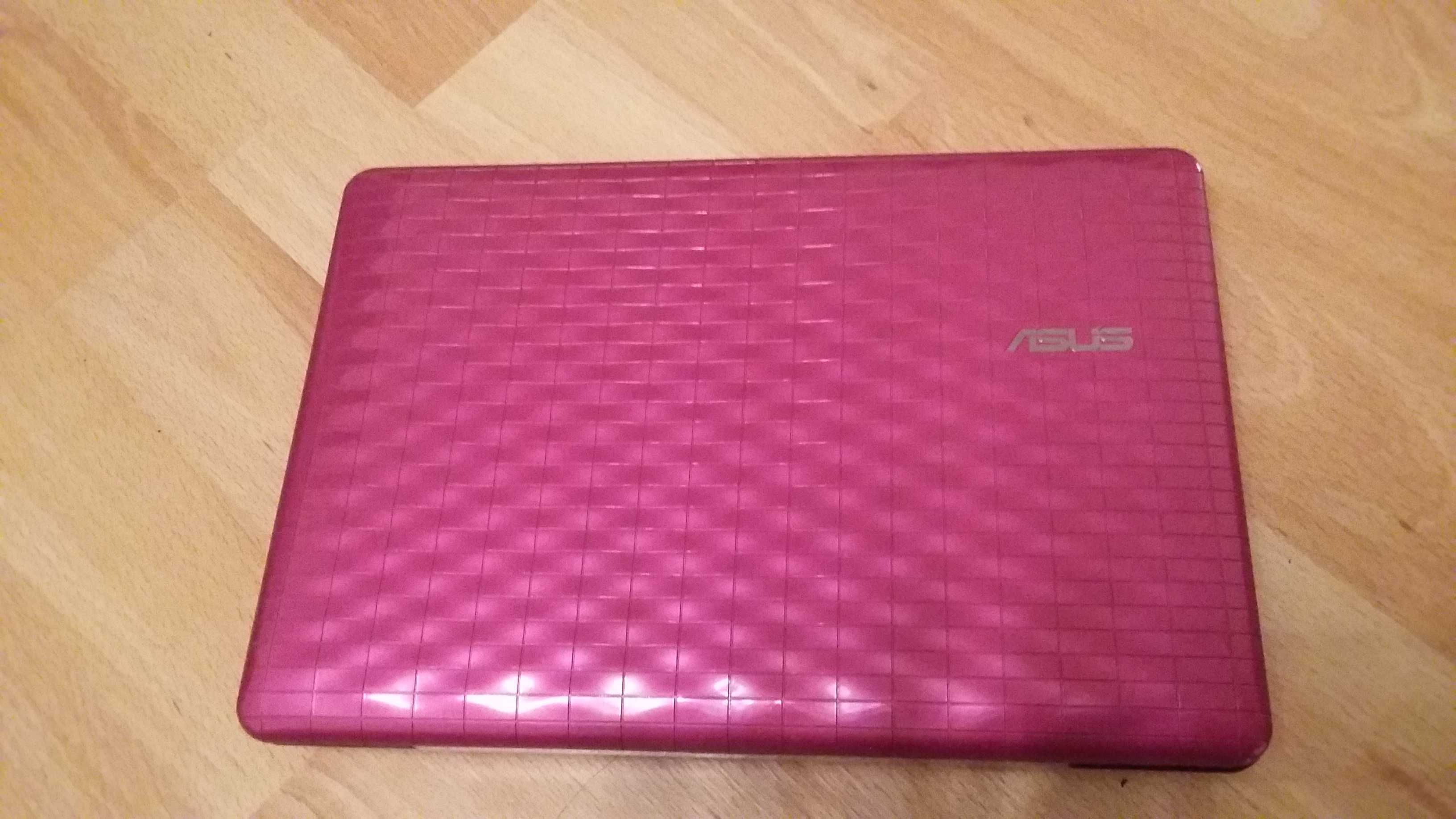 нетбук Asus Netbook (дизайнерский Karim Rashid)