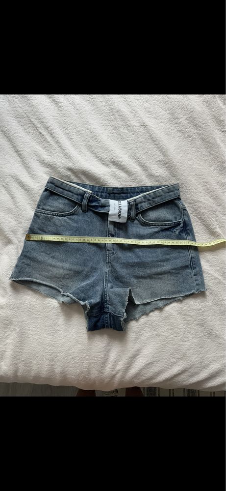 Szorty jeansowe damskie mini
