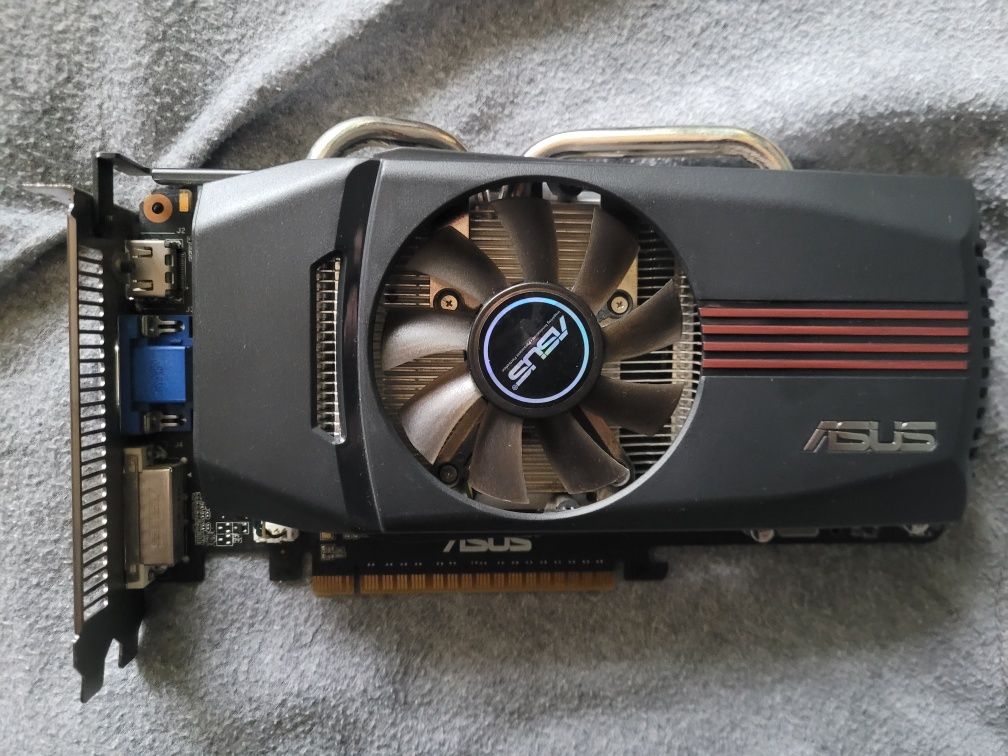 Karta graficzna gtx550ti 1gb