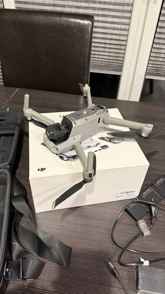 Dron DJI mavic air 2 combo