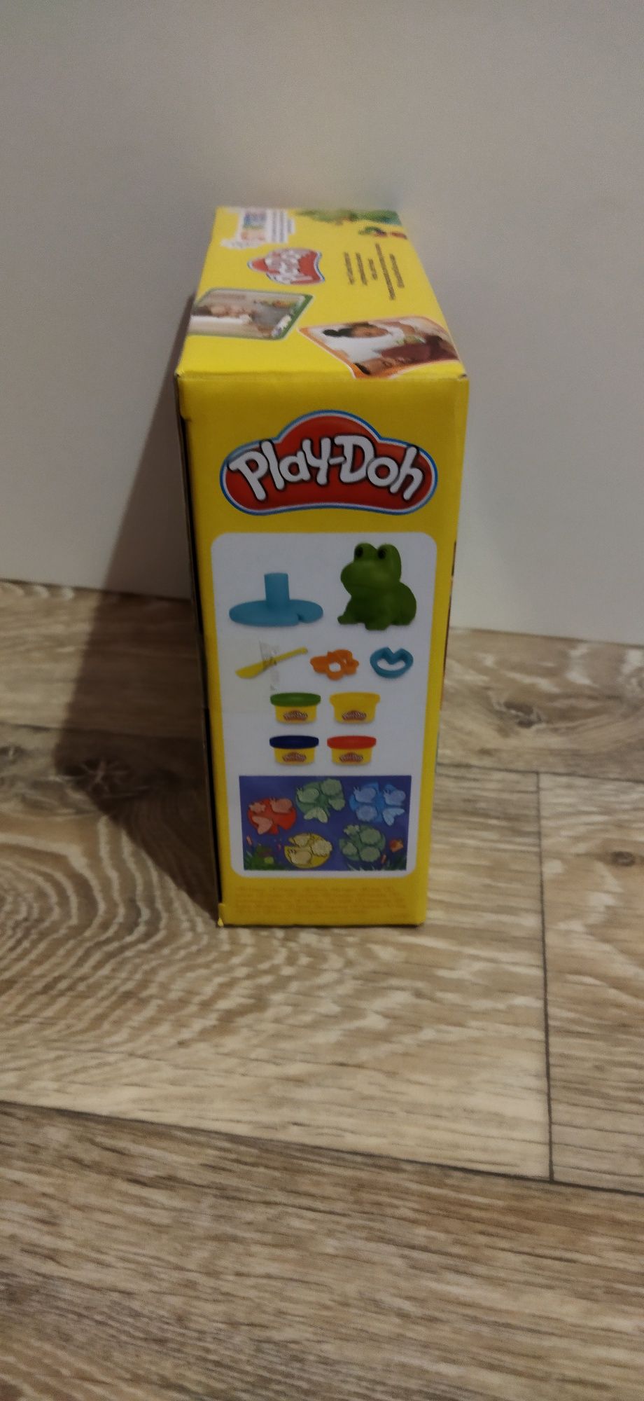 Ciastolina Play Doh Żabki!! Nowa!!