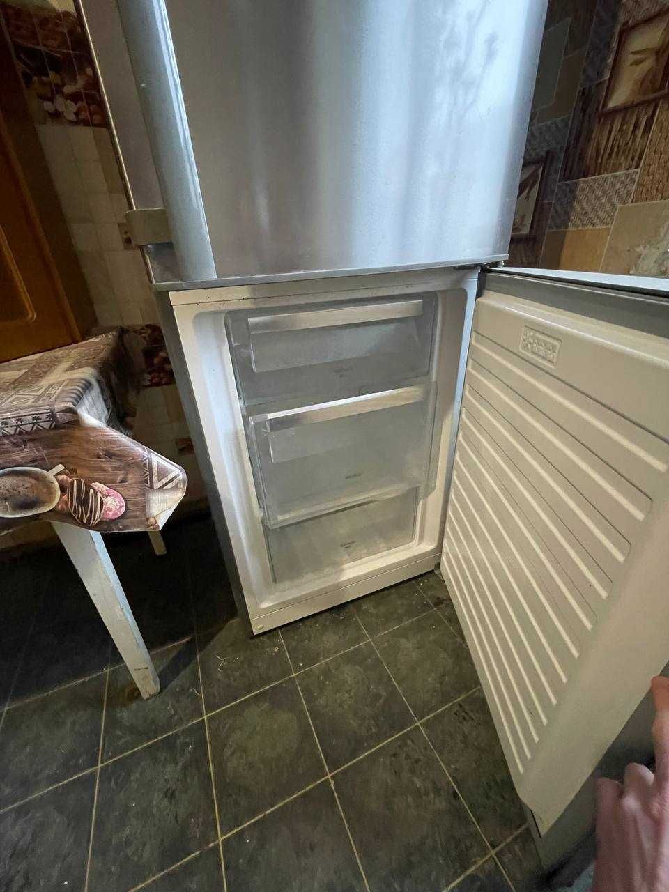 Холодильник Electrolux Platinum EN93852JX