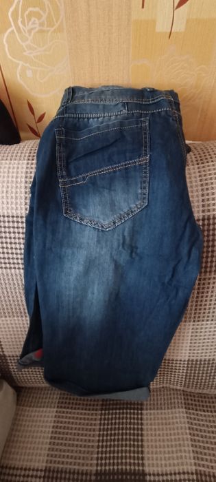Продам Шорты джинсовые