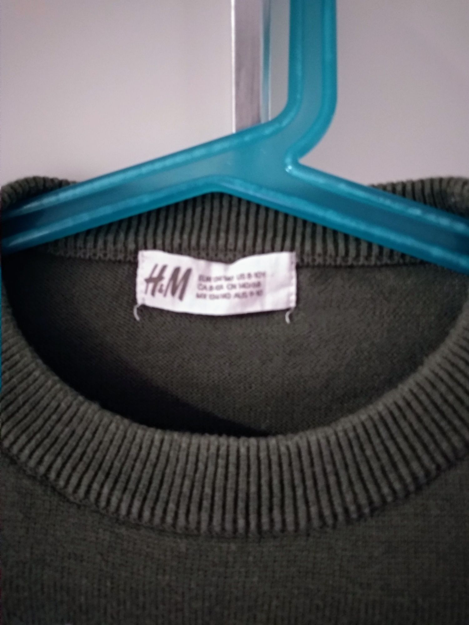 H&M sweter chłopięcy 140 dinozaur cekiny