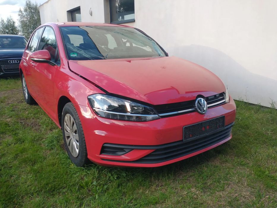 Volkswagen Golf Volkswagen Golf VII uszkodzony, przebieg 68728