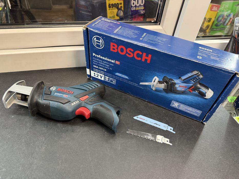 Nowa piła szablasta lisica Bosch Professional GSA 12V-14 + noże