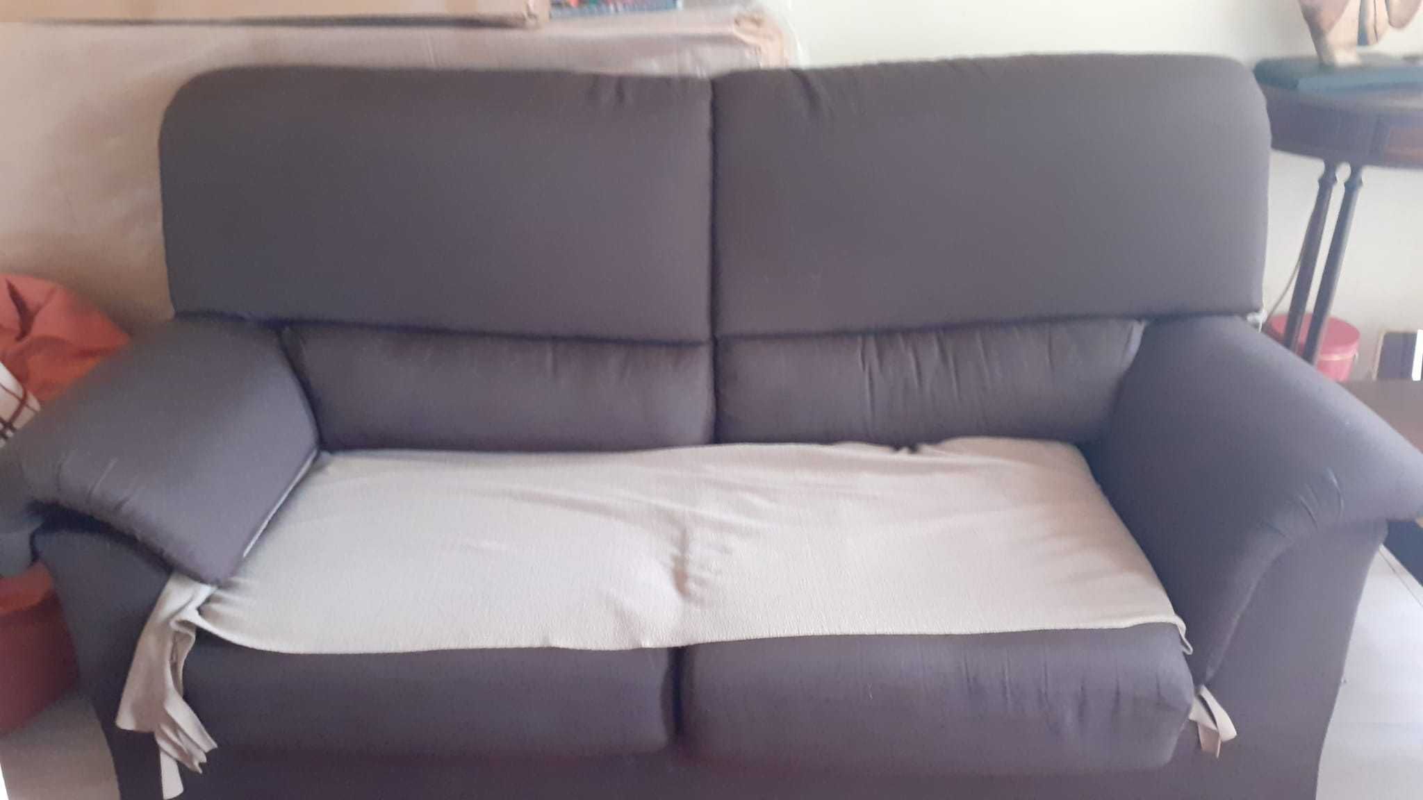 Armário, Sofá, Cómoda, Mesinha Cabeceira, Fogão