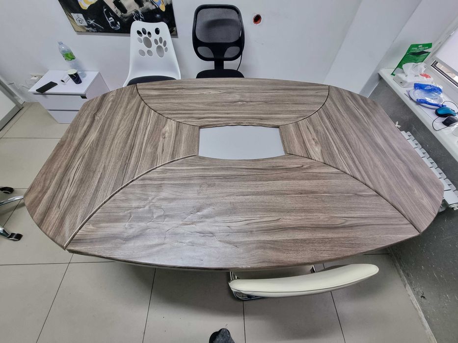 Стіл для офісних або складських потреб