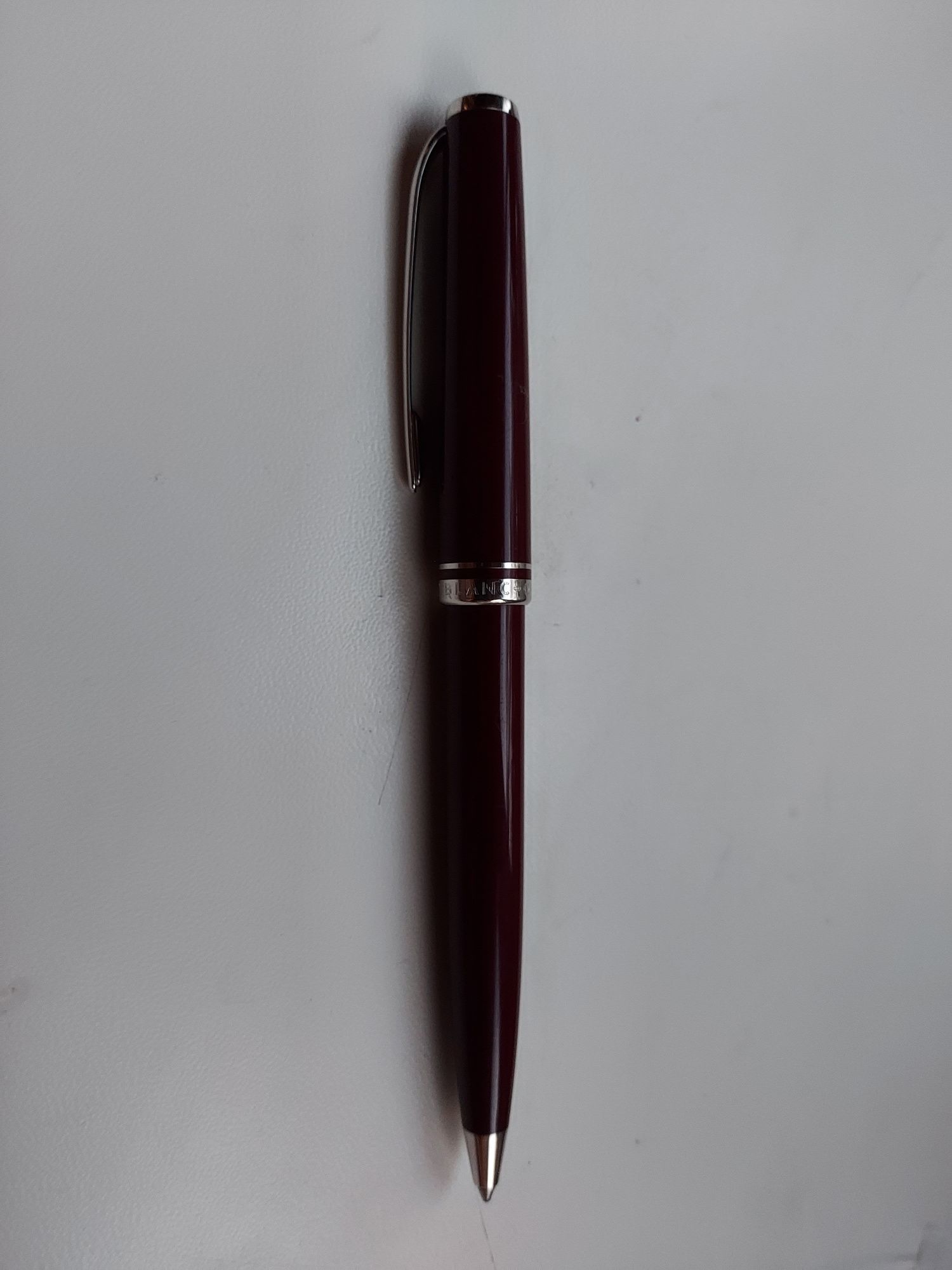 Оригінал! Кулькова( шарикова) ручка MONBIANC вешневий колір