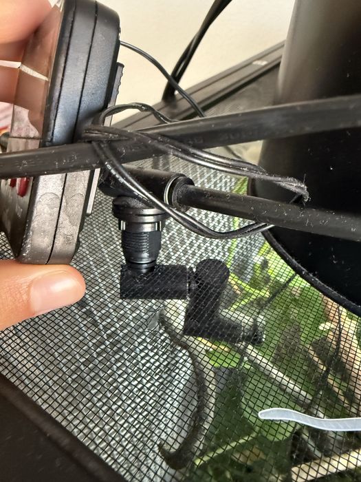 Terrário 1,22cm para camaleão com base com rodas