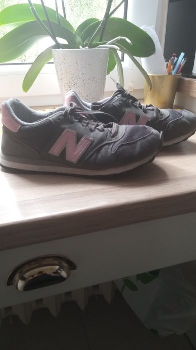 Buty damskie New Balance 37,5 cm