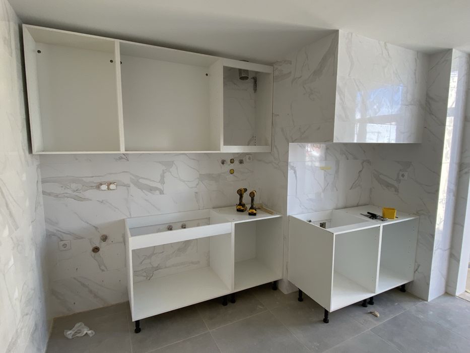 Instalação de moveis da cozinha