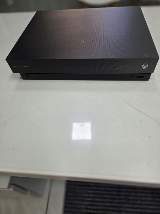 Xbox One X project Scorpio, nie włącza sie