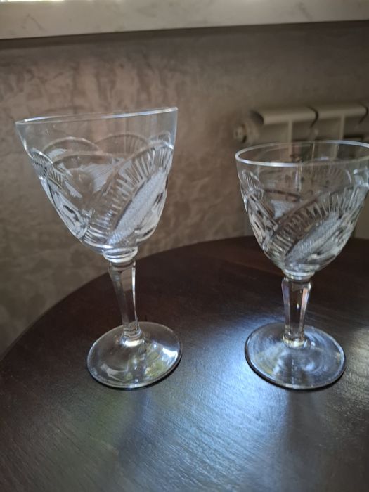 200 гр  ,Фужер Хрустальный звон  ,14,5 см ,в отличном состоянии  ,