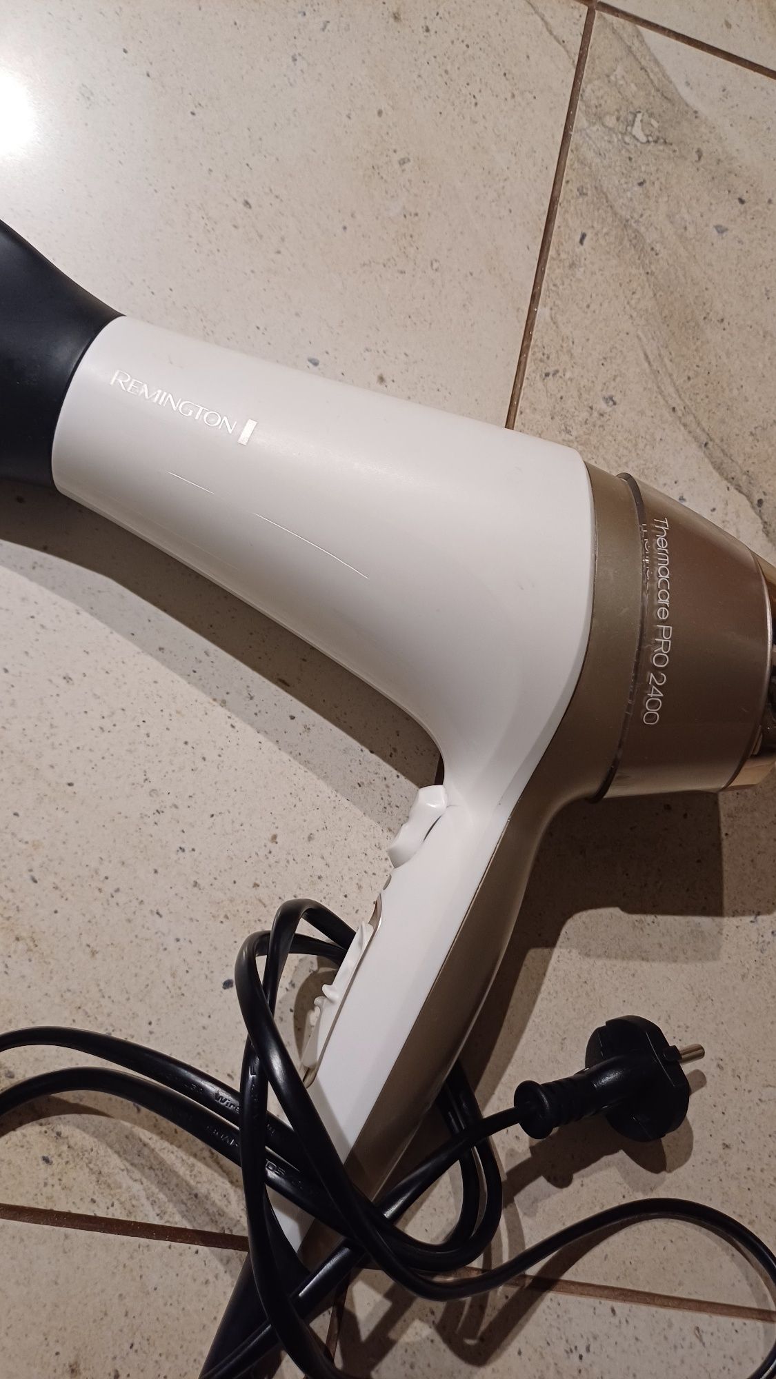 Suszarka Remington Thermacare PRO D5720