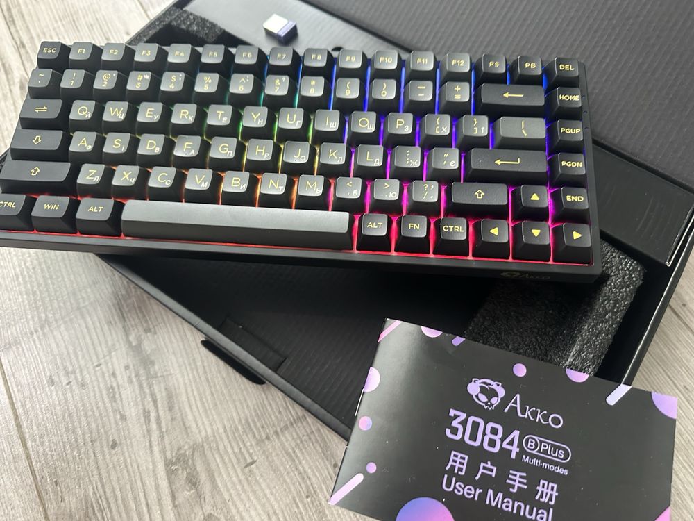 Клавиатура механическая Akko 3084B Plus Gold/Pink 84Key,CS Jelly Pink