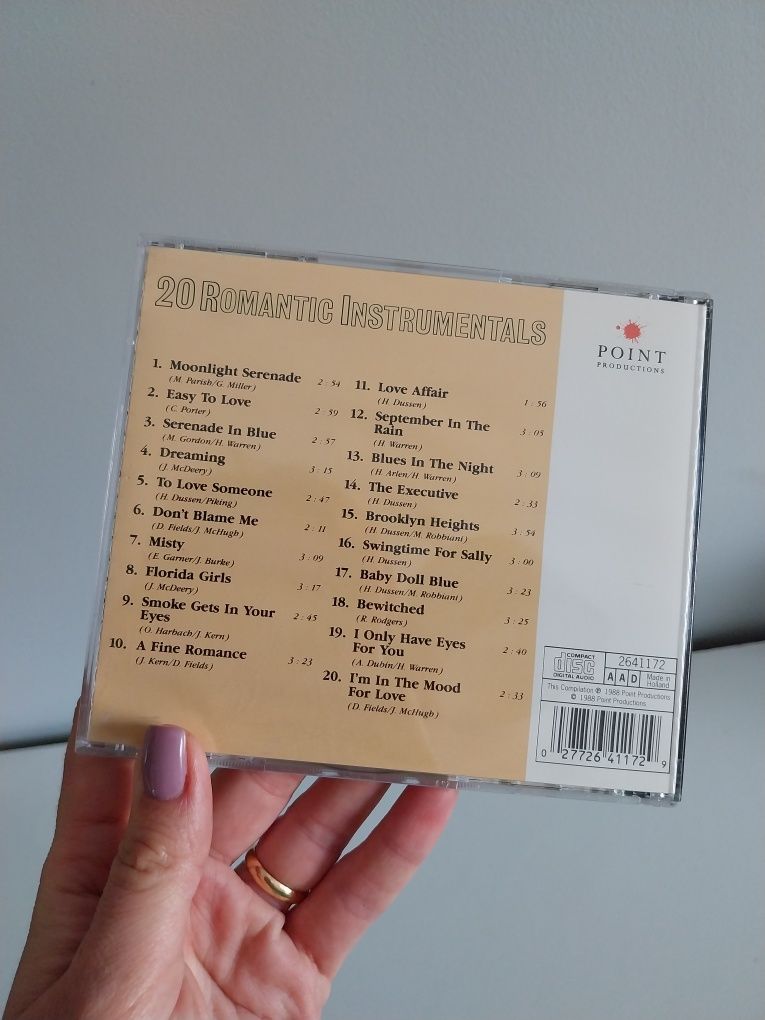 CD, 20 Romantic Instrumentals (20 músicas), Bom estado