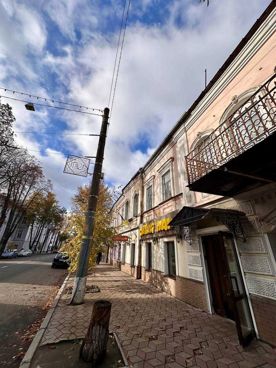 Продаж 2-кімнатної квартири вул. Петропавлівська (поруч ЦУМ)