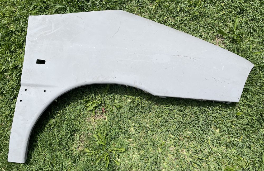 Guarda-lamas direito Fiat Scudo, Citroen Jumpy, Peugeot Expert 96 a 06