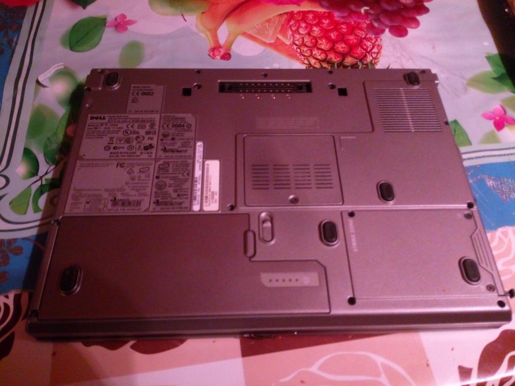 Laptop dell EU870D