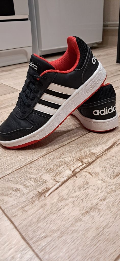 Кроссовки кеди кросівки Adidas 37 (23.5см)