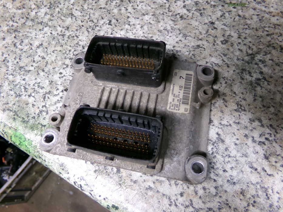 Wrz55 Sterownik silnika komputer fiat idea wysyłka części