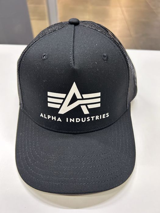 Кепки та шапки Alpha Industries, New Era, 47 Brand, Adidas