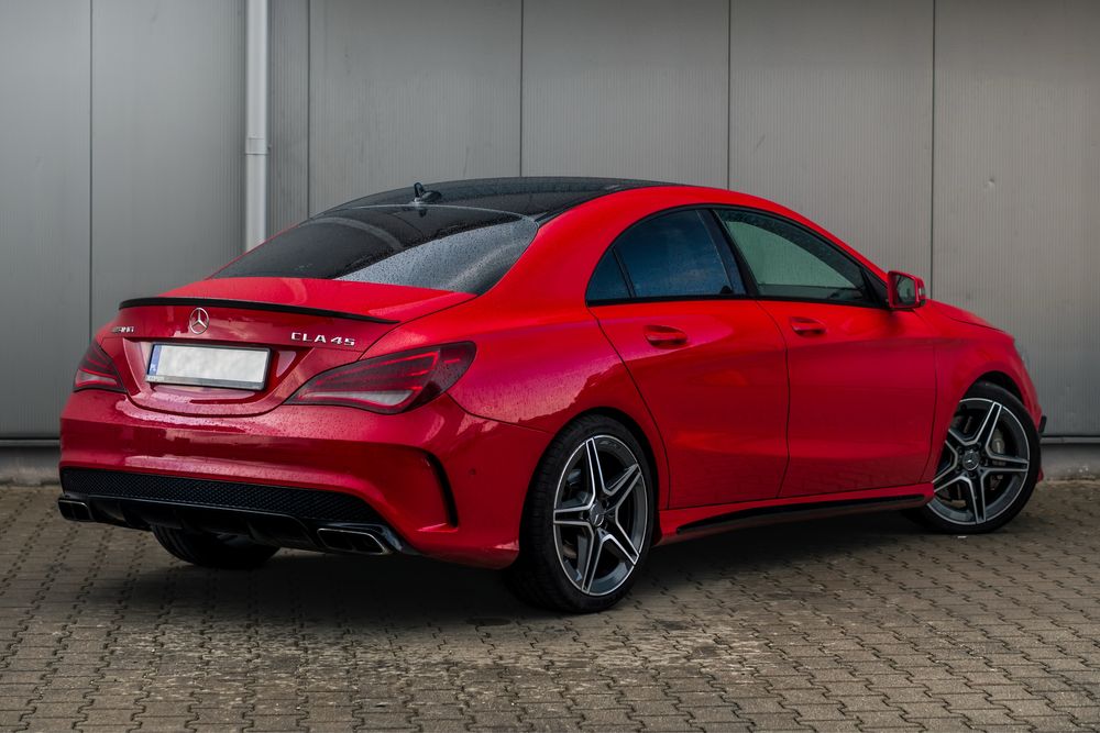 Wypożyczalnia aut sportowych Mercedes CLA45 AMG Wynajem S3 S5 RS3