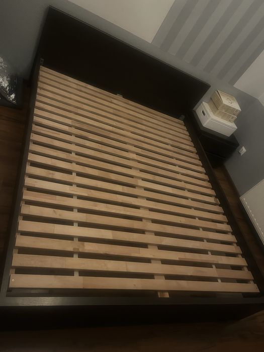 Łóżko 160x200 plus szafki nocne