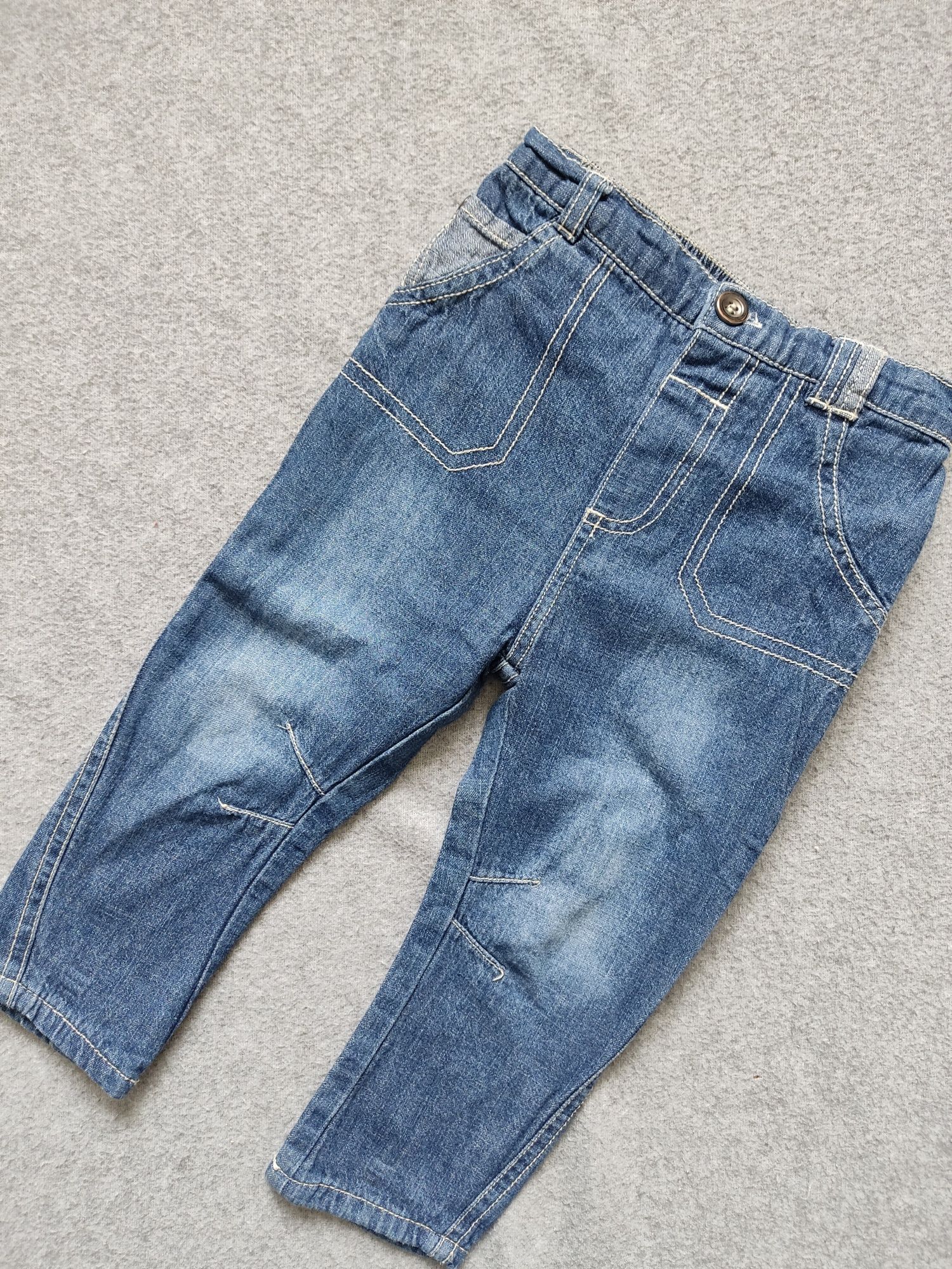 Spodnie chłopięce jeansy przetarcia przeszycia George 86