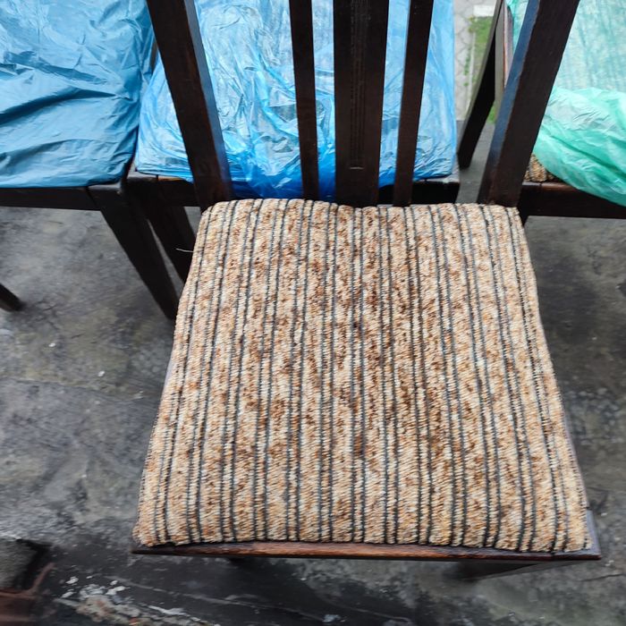 Sprzedam stół i krzesła