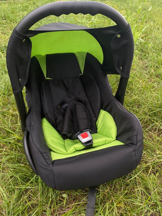 Nosidełko/fotelik KARWALA 0–10 kg – stan bardzo dobry