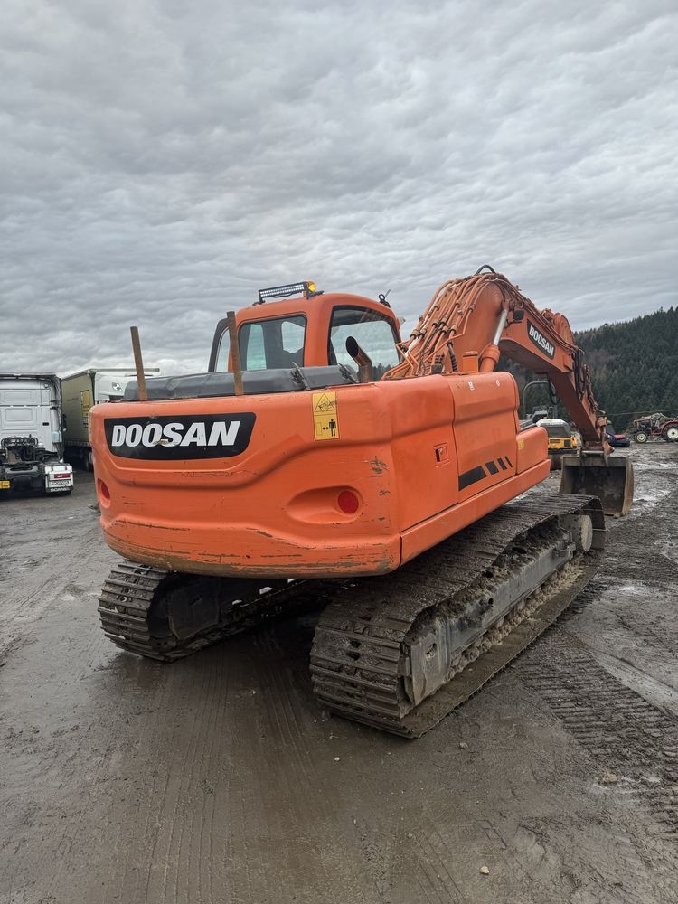 Koparka gasienicowa doosan dx180lc 2010 rok jcb volvo zamiana