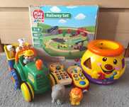 Zestaw kolejka drewniana Play tive, traktor Dumel , telefon Vtech