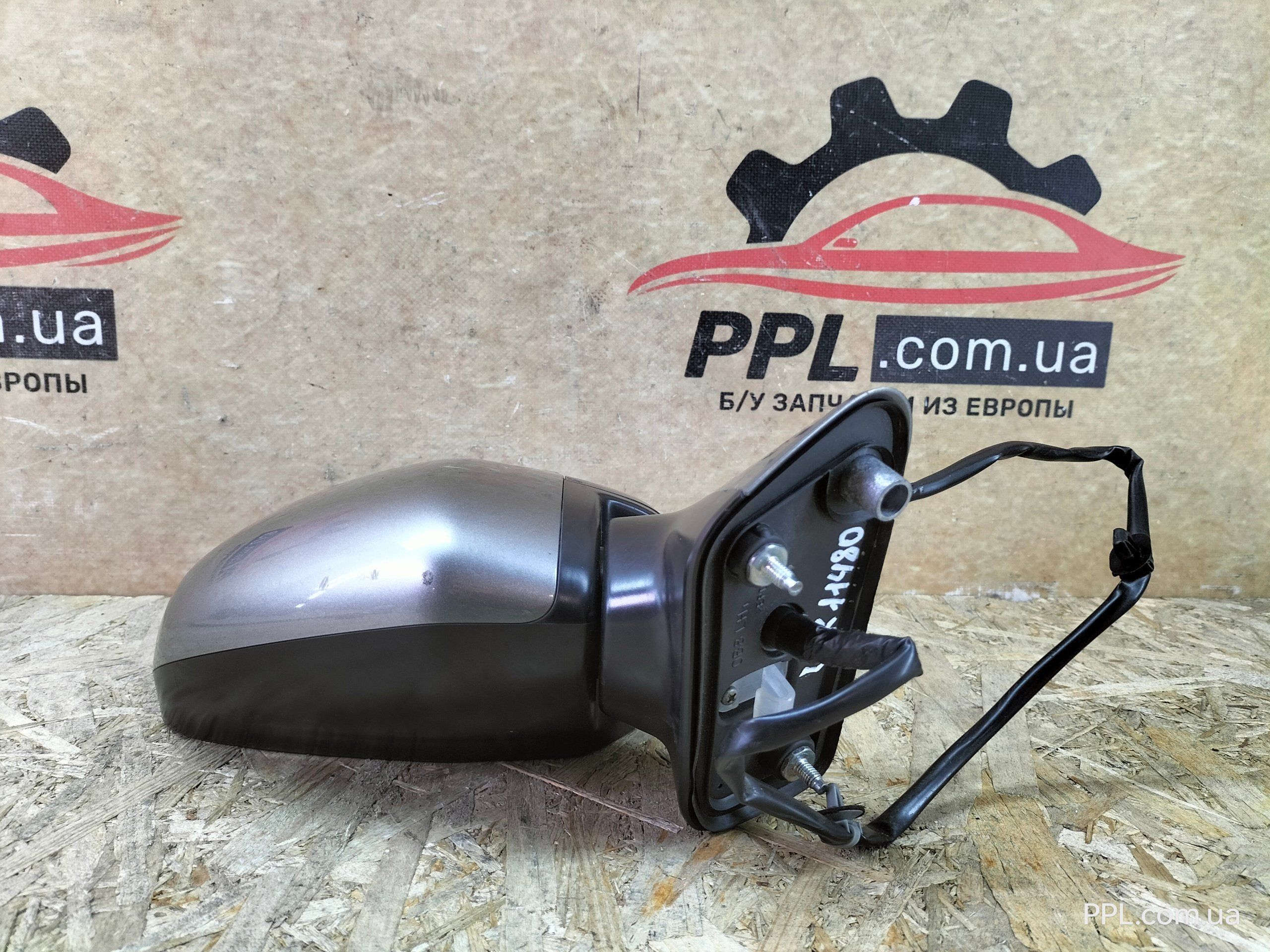 Nissan Quest 2010- зеркало левое 7 pin