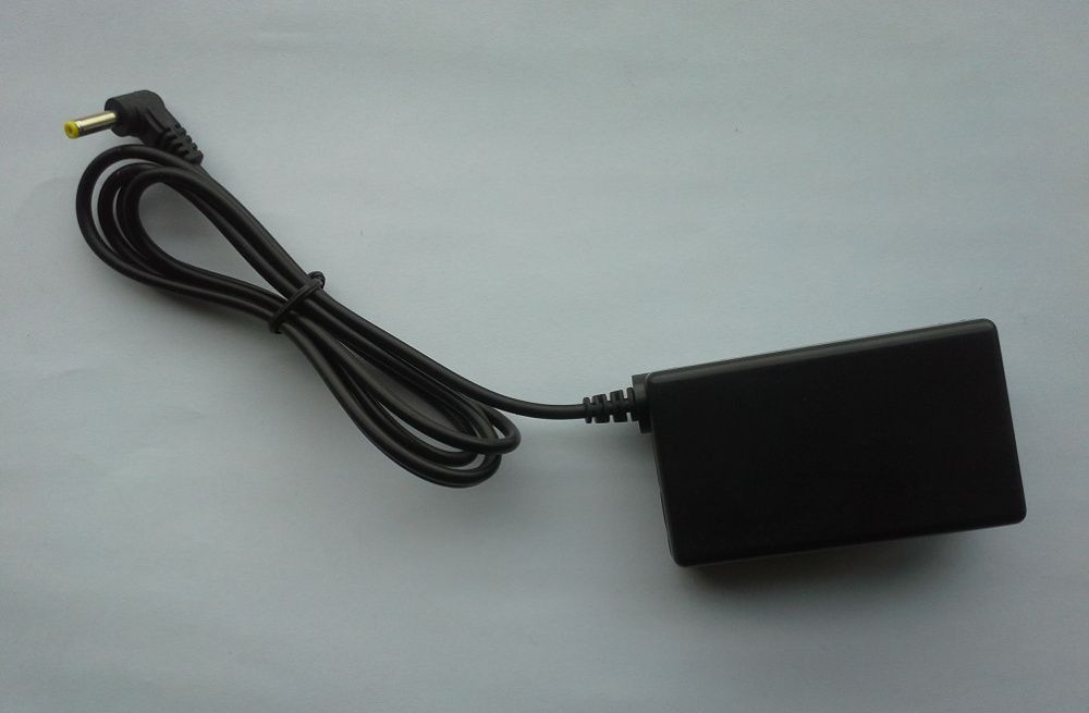 Carregador AC Playstation Portátil - Novo