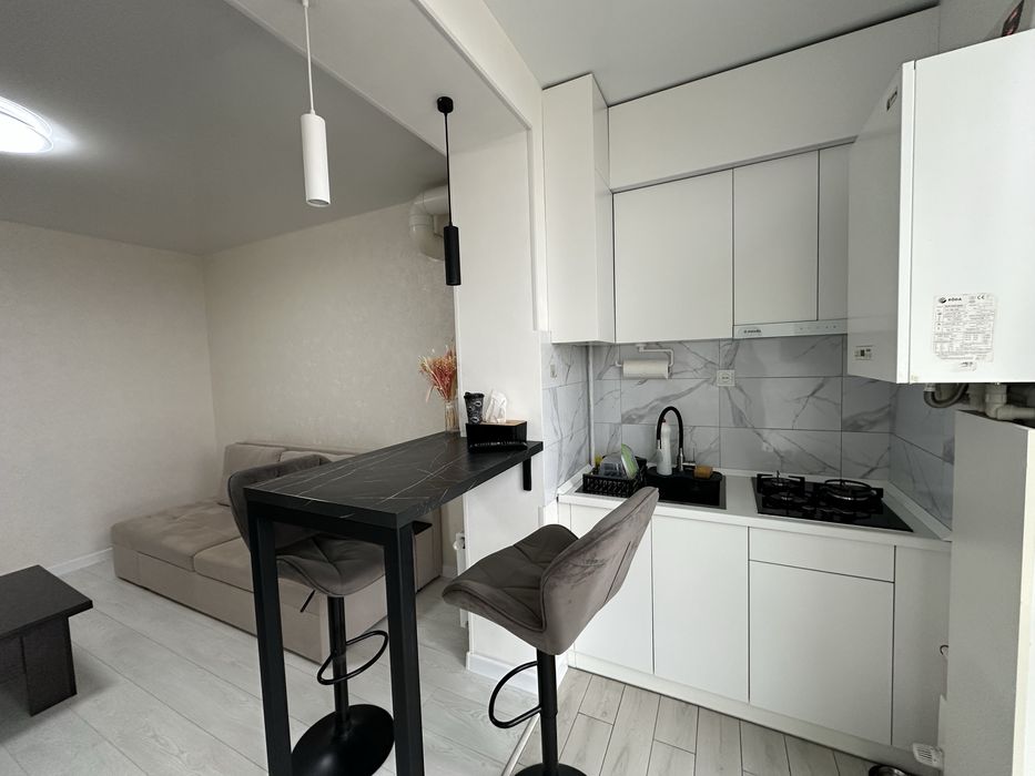 Продаж , Брама -1 / Слобожанський