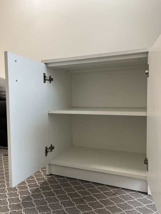 Тумба з дверцятами, комод з полицею 65×75,4×40 см