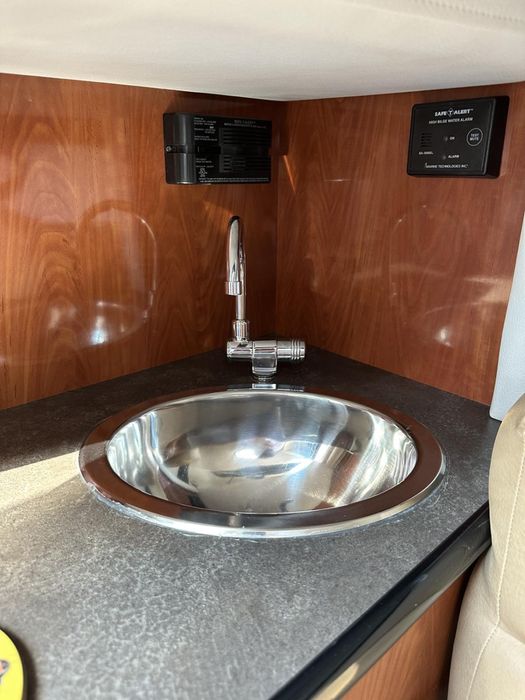 Катер Crownline SC 236