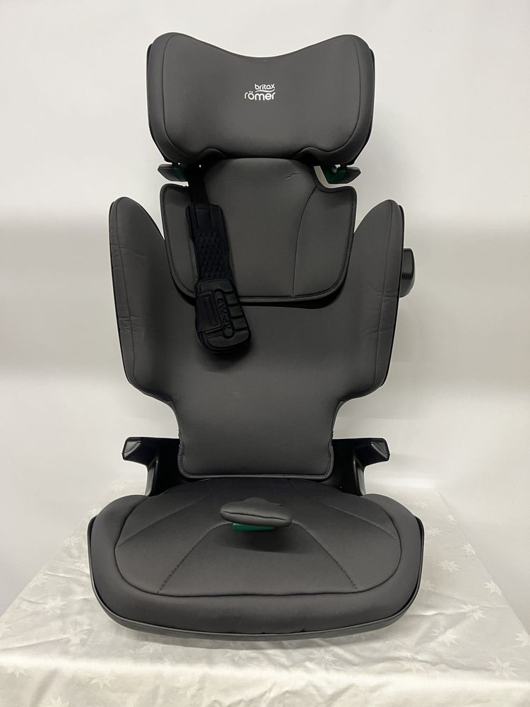 Fotelik samochodowy Britax Romer kid fix isize 15-36 kg szary jak nowy