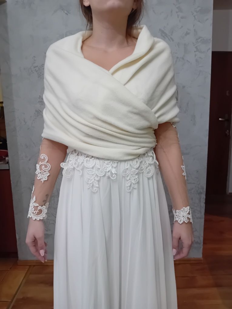 Suknia ślubna rustykalna boho